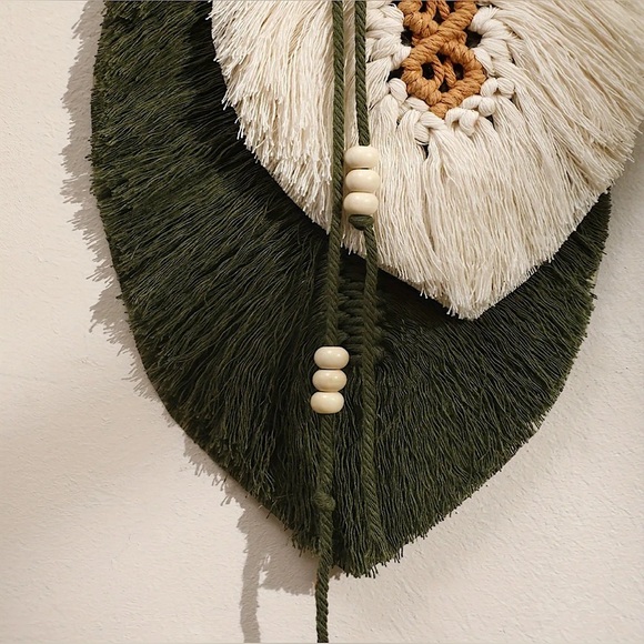 2 piece Leaf Macrame Wall Hanging Tapestry - Picture 2 of 3